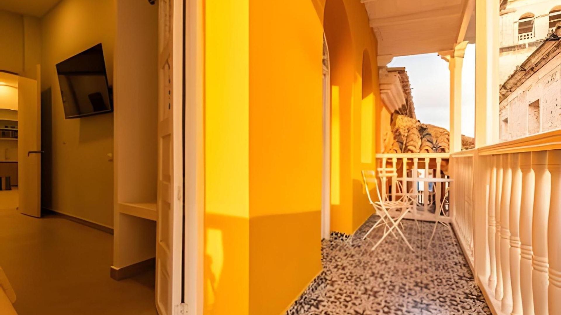 Apartment Apto Con Balcon En En Centro Historico - Zaher G *