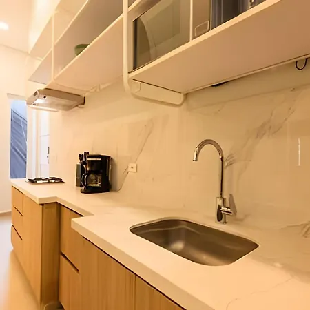 Apartment Apto Con Balcon En En Centro Historico - Zaher G